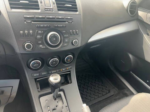 2013 Mazda MAZDA3 i Touring