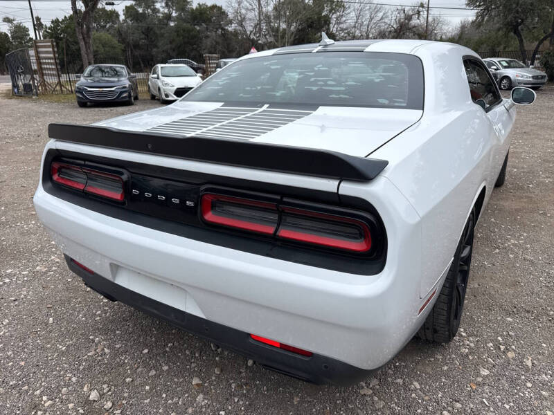 2018 Dodge Challenger SXT
