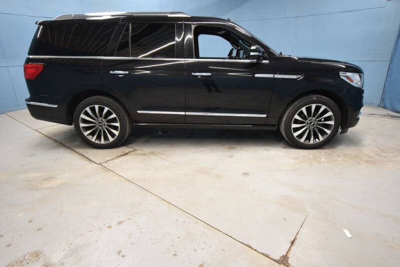 2019 Lincoln Navigator Select