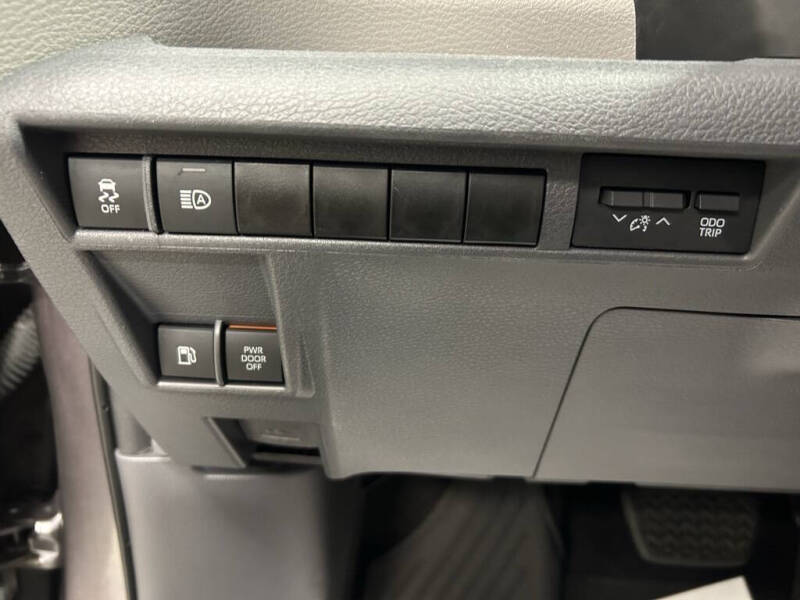 2021 Toyota Sienna XLE 7-Passenger