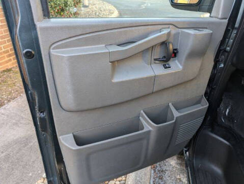 2017 Chevrolet Express LT 3500