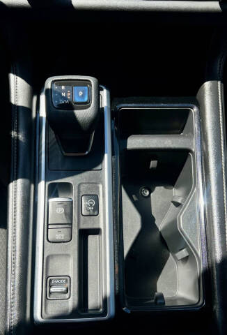 2022 Nissan Pathfinder S