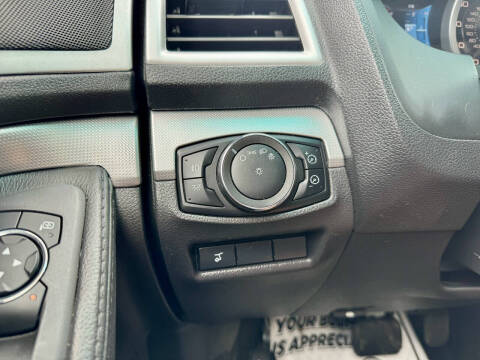 2011 Ford Explorer XLT