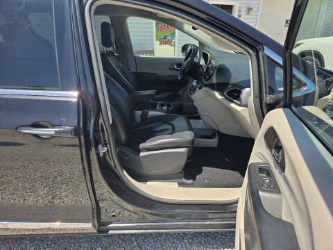 2019 Chrysler Pacifica Touring L
