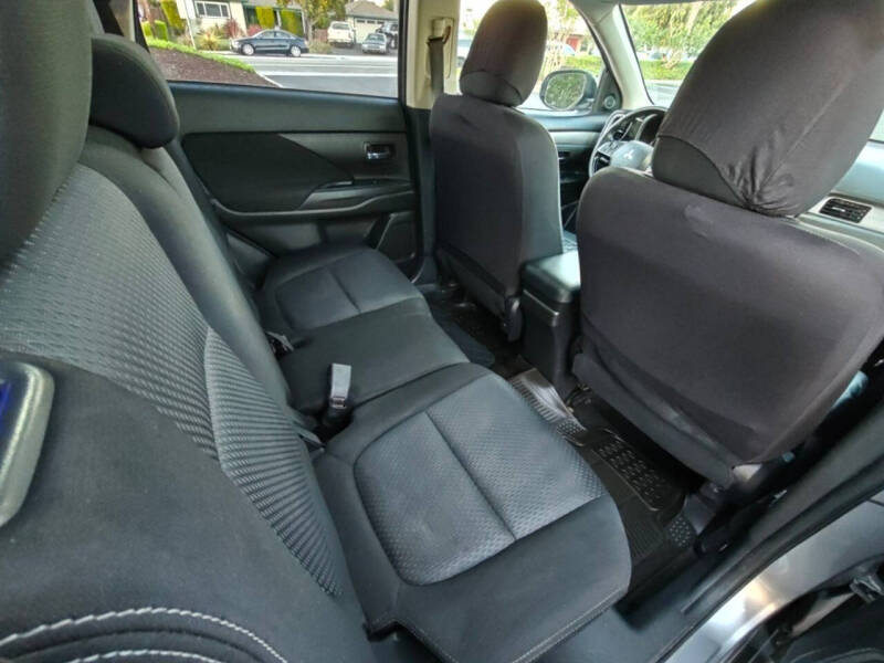 2018 Mitsubishi Outlander SE
