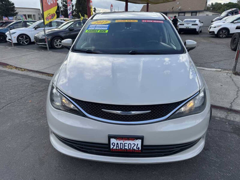 2017 Chrysler Pacifica Touring