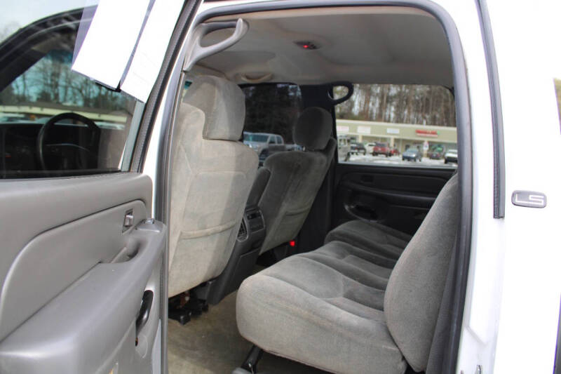 2004 Chevrolet Silverado 3500 LT