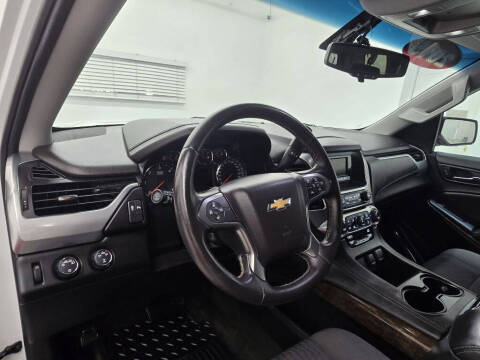 2015 Chevrolet Suburban LS