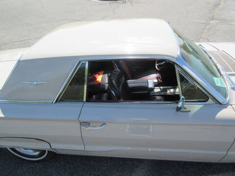 1965 Ford Thunderbird