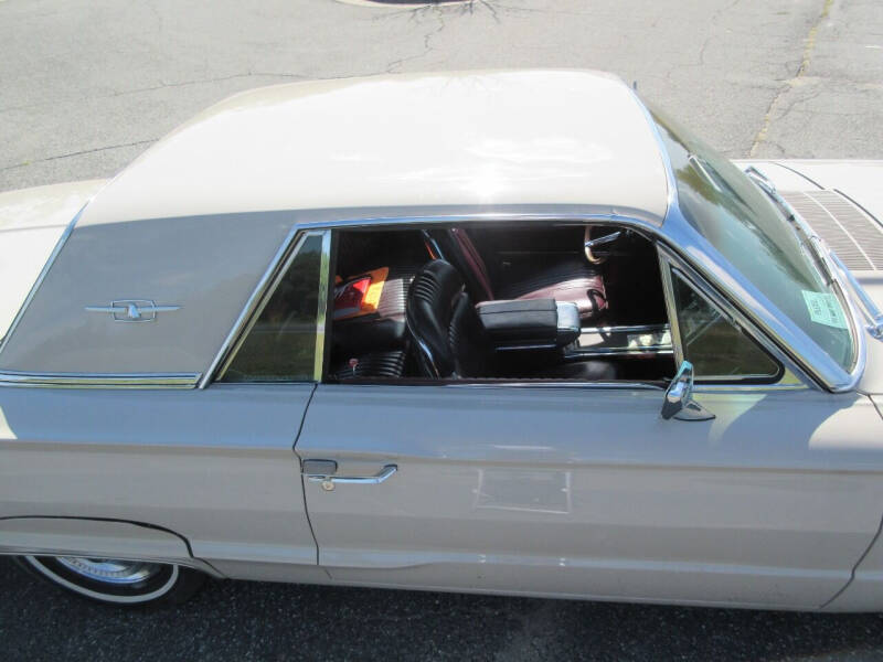 1965 Ford Thunderbird