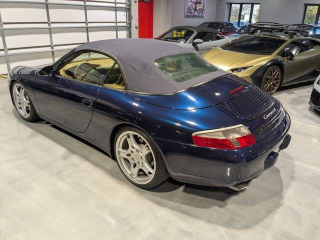 2000 Porsche 911 Carrera 4