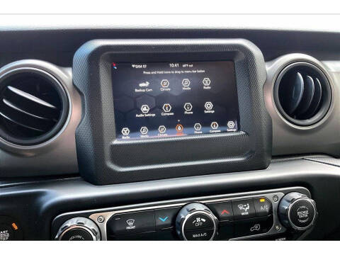 2022 Jeep Gladiator Willys