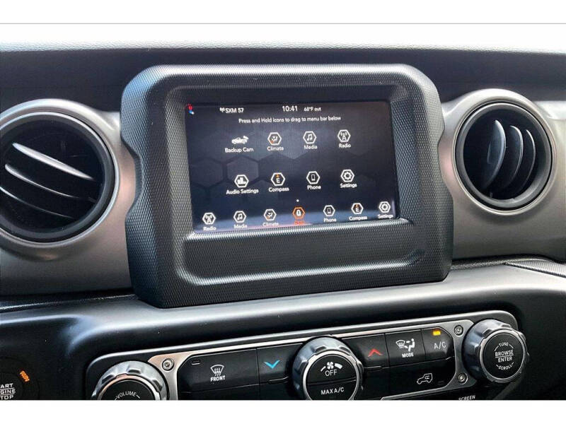 2022 Jeep Gladiator Willys