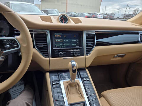 2016 Porsche Macan S