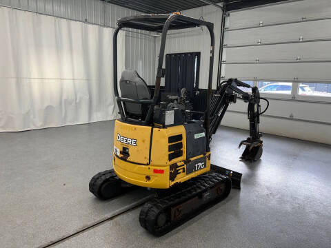 2015 John Deere 17G