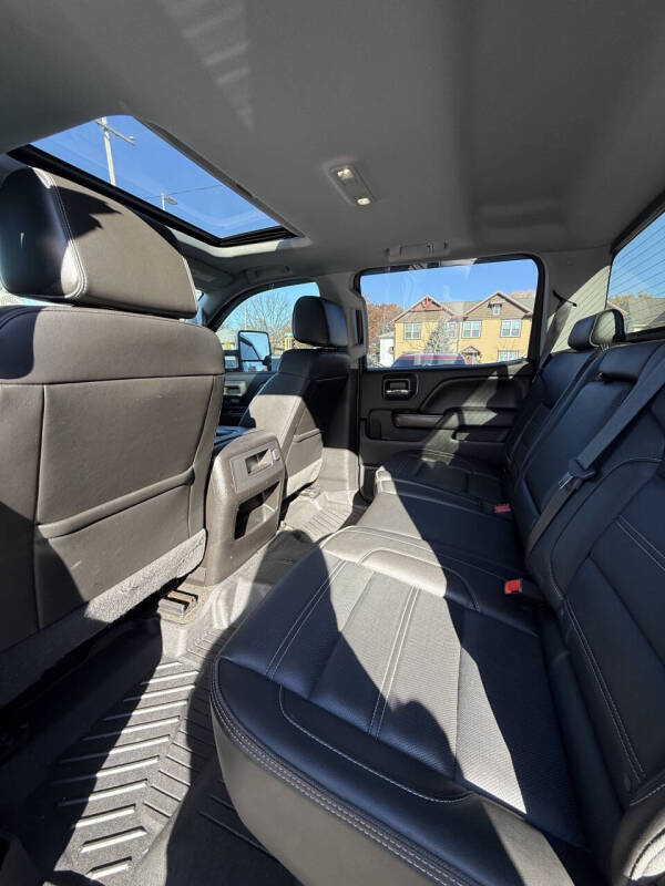 2017 GMC Sierra 3500HD Denali