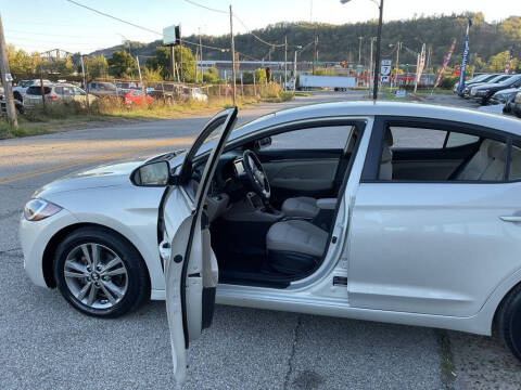 2018 Hyundai Elantra