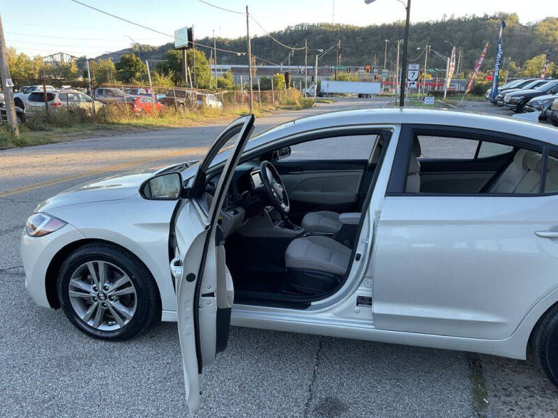 2018 Hyundai Elantra