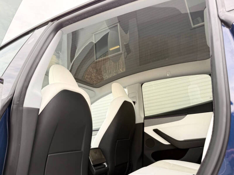 2026 Tesla Model Y Premium
