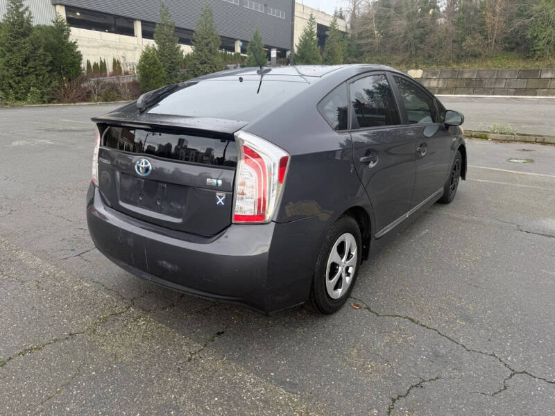 2012 Toyota Prius Two