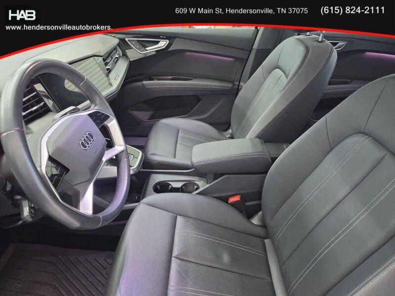 2024 Audi Q4 e-tron quattro Premium Plus 55