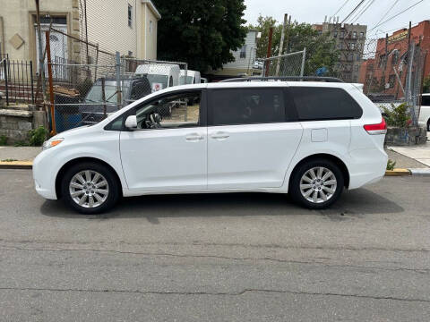 2013 Toyota Sienna for sale at BLS AUTO SALES LLC in Bronx NY