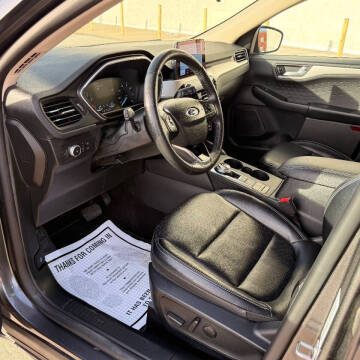 2020 Ford Escape SEL