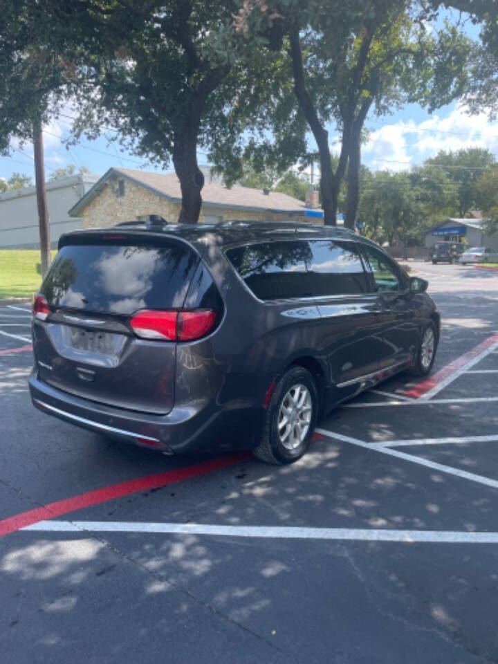 2020 Chrysler Pacifica for sale at AUSTIN PREMIER AUTO in Austin, TX