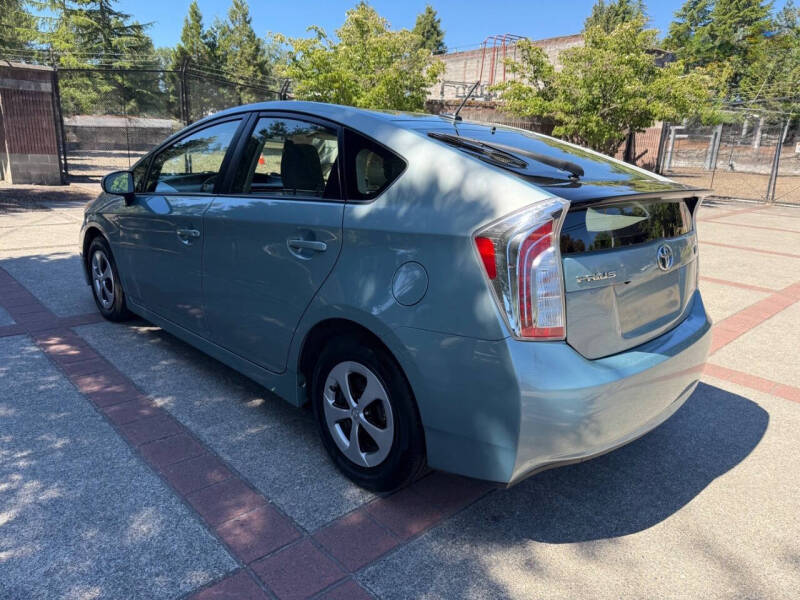 2015 Toyota Prius Three
