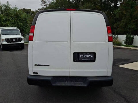 2020 Chevrolet Express 2500