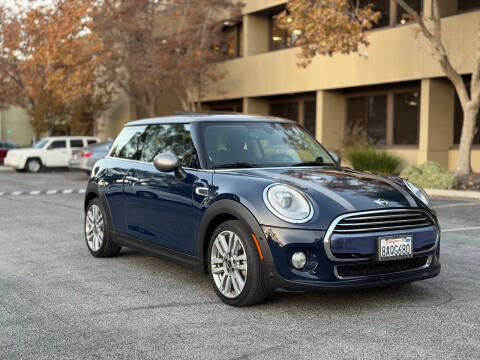 2017 MINI Hardtop 2 Door Cooper