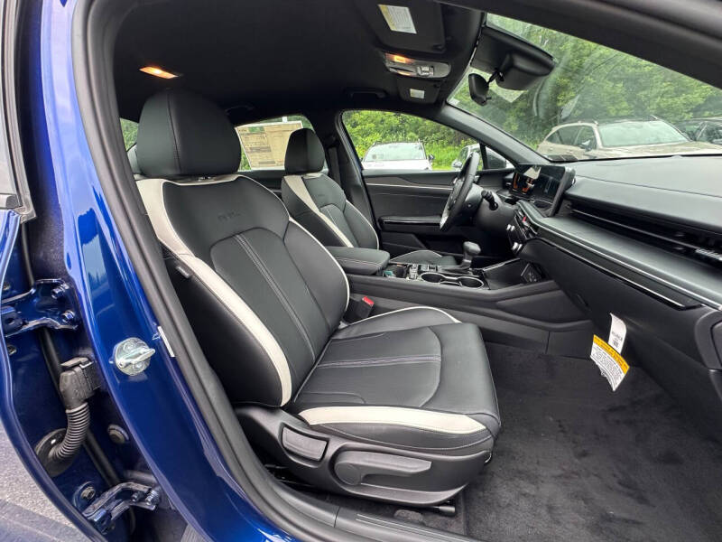 2026 Kia K5