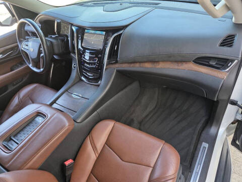 2015 Cadillac Escalade ESV Luxury