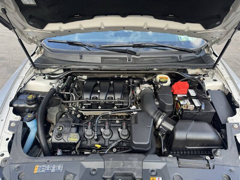 2013 Ford Taurus SEL