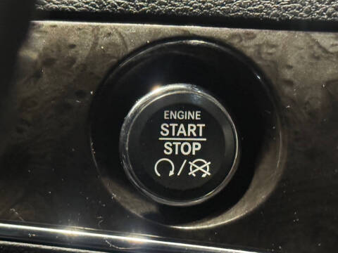 2015 Chrysler Town and Country Touring-L