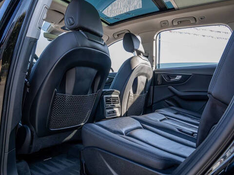 2020 Audi Q7 quattro Premium Plus 55 TFSI