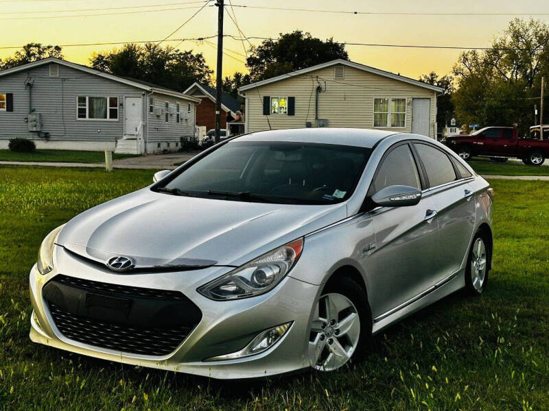 2012 Hyundai Sonata Hybrid for sale at Meramec Auto Sales in Valley Park MO