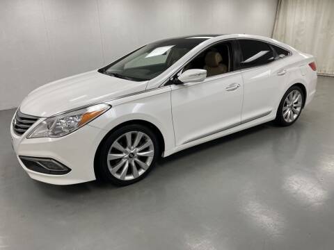 2016 Hyundai Azera for sale at Kerns Ford Lincoln in Celina OH