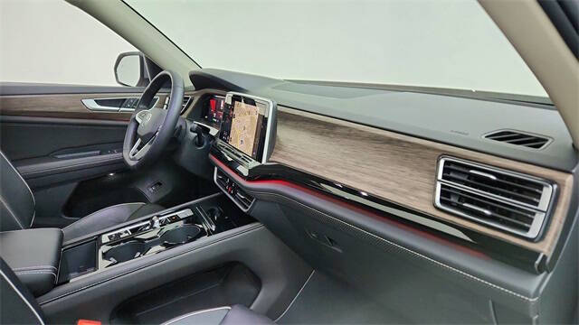 2025 Volkswagen Atlas SEL Premium R-Line 4Motion