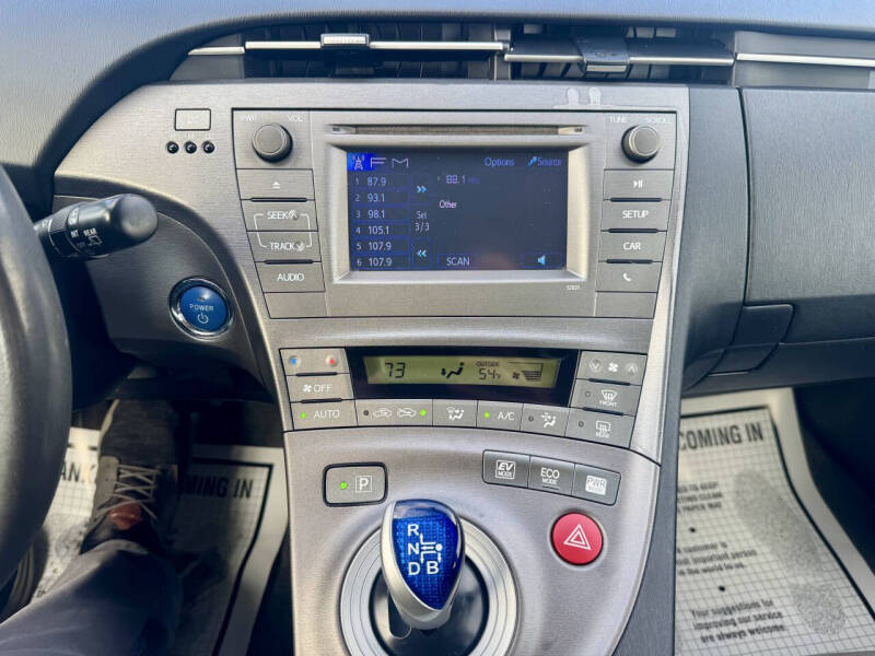 2013 Toyota Prius Two