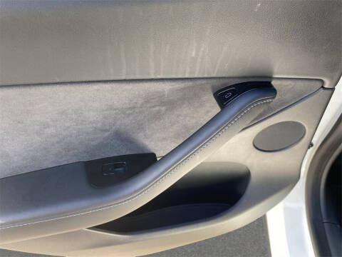 2021 Tesla Model Y Standard Range