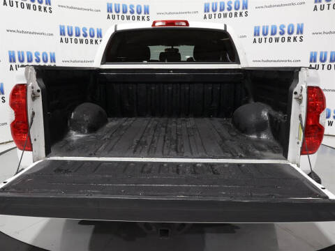 2017 Toyota Tundra SR5