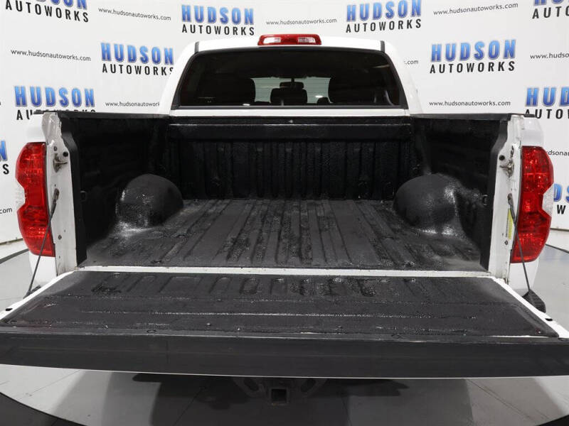 2017 Toyota Tundra SR5