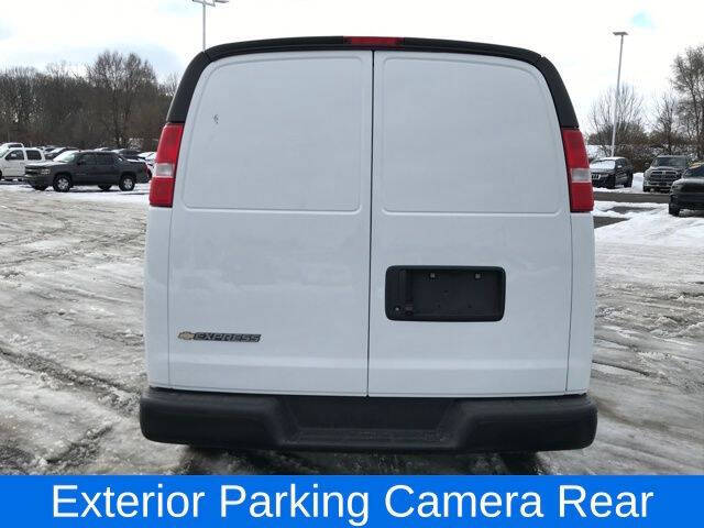 2024 Chevrolet Express 2500