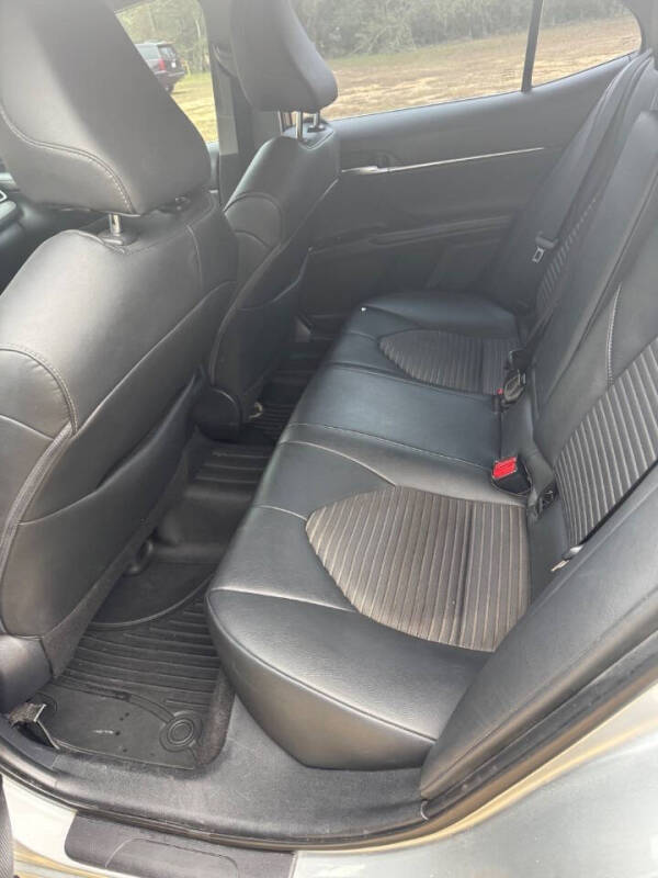 2018 Toyota Camry SE