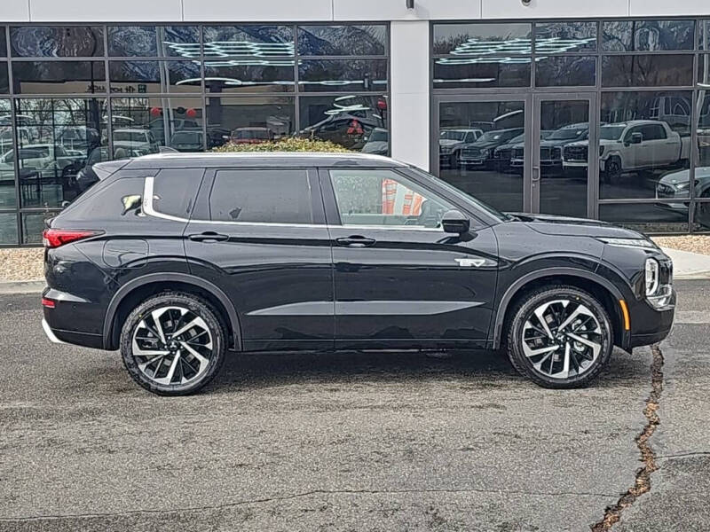 2025 Mitsubishi Outlander PHEV SEL