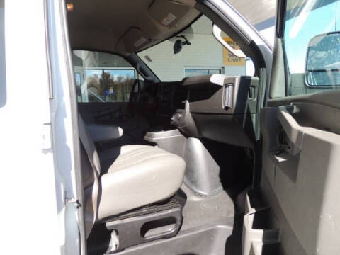 2023 GMC Savana 2500