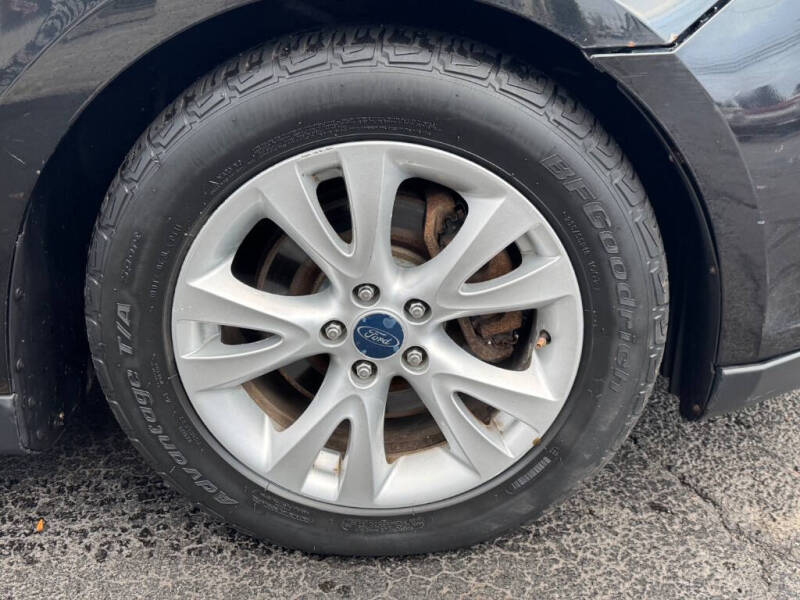 2011 Ford Taurus SEL