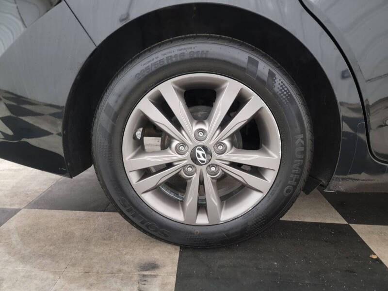 2017 Hyundai Elantra Value Edition