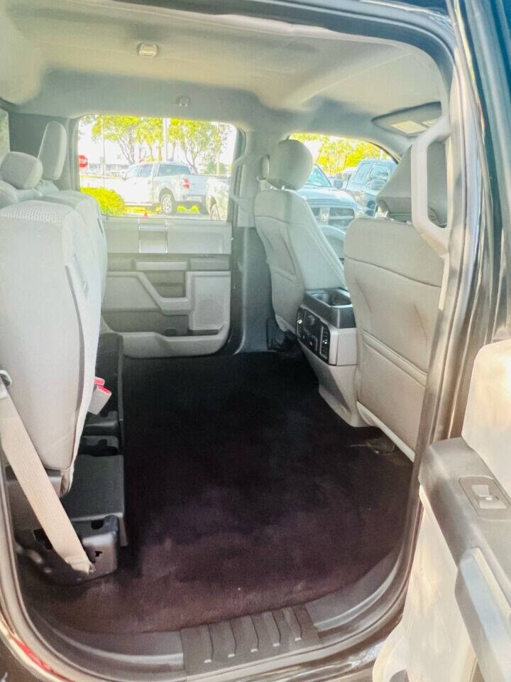 2017 Ford F-150  - $29,950